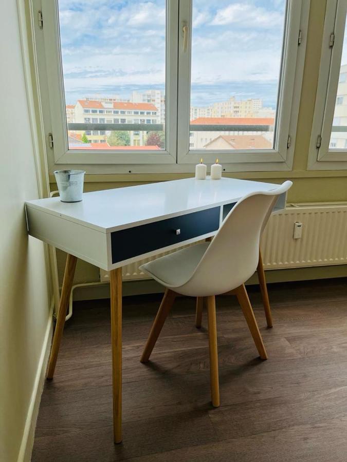 ESPACE 500 - Cosy, WIFI&Vue sur la ville Saint-Etienne  Extérieur photo